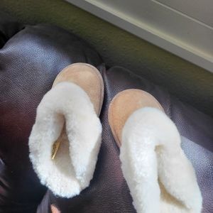 Old Friend slip-ons/slides